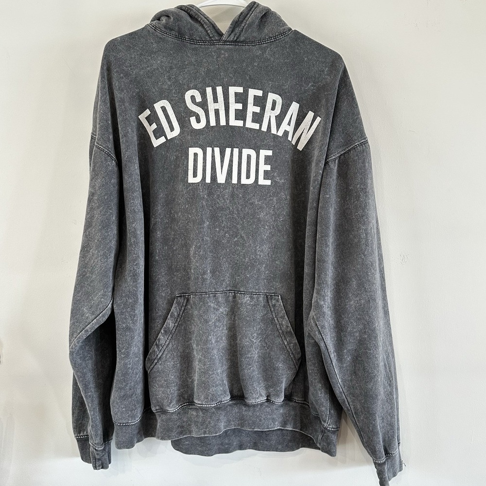 Ed Sheeran Divide‎ Tour Size XL Graphic Hoodie Acid Wash Pullover Sweatshirt